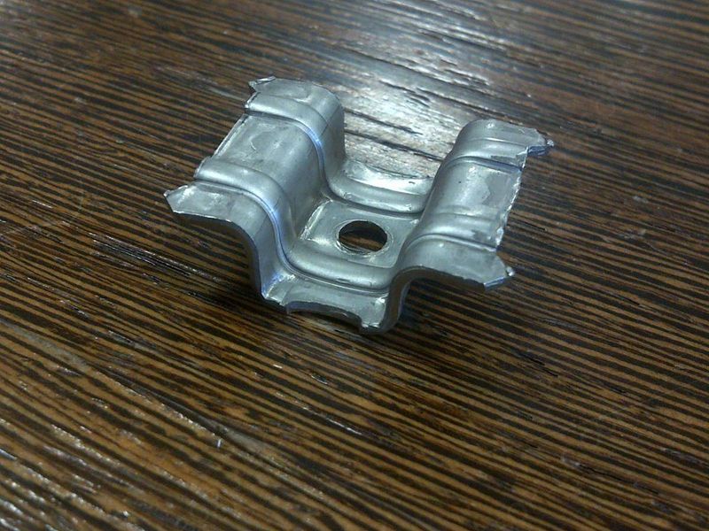 CLIPS POUR IPE FIXATION INVISIBLE EPUISE