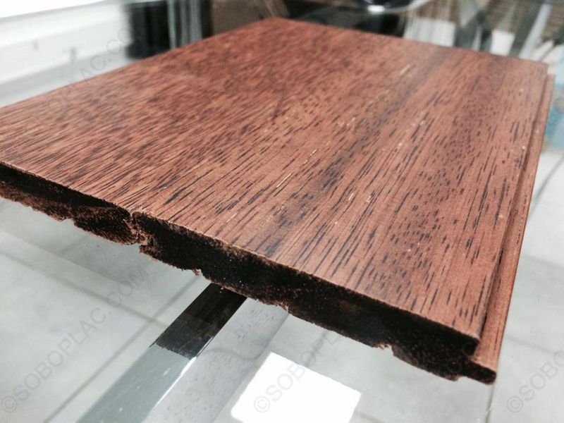 distributeur de parque en bois exotique merbau