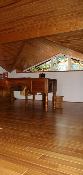 distributeur de parquet massif en bois