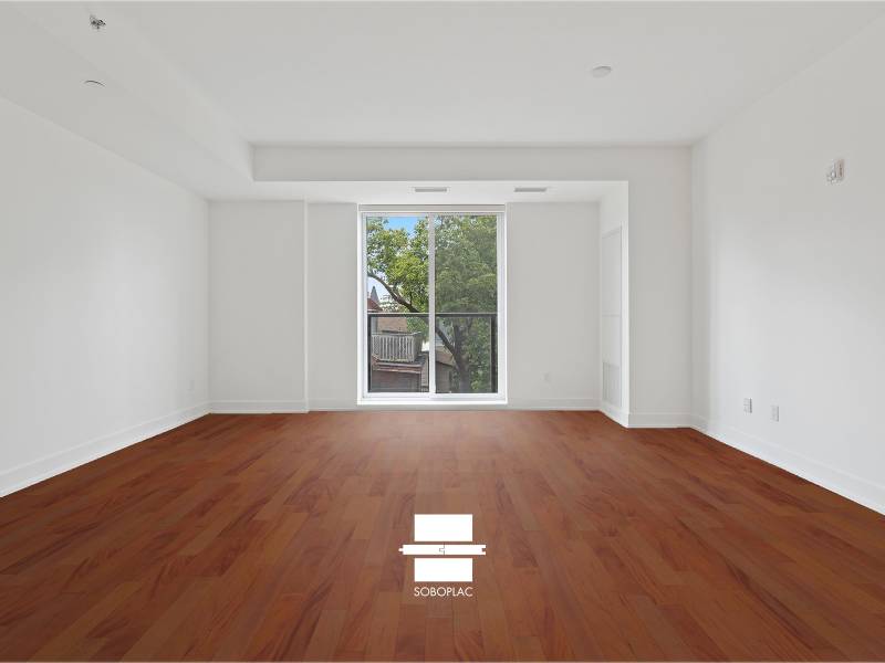 PARQUET ACAJOU MASSIF HUILE UV 12X90