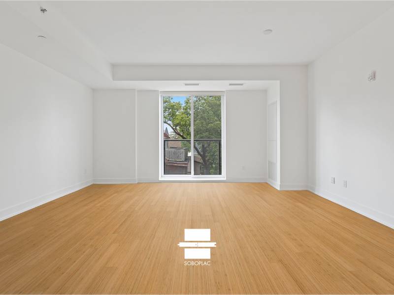 PARQUET BAMBOU MASSIF VERTICAL AMBRE