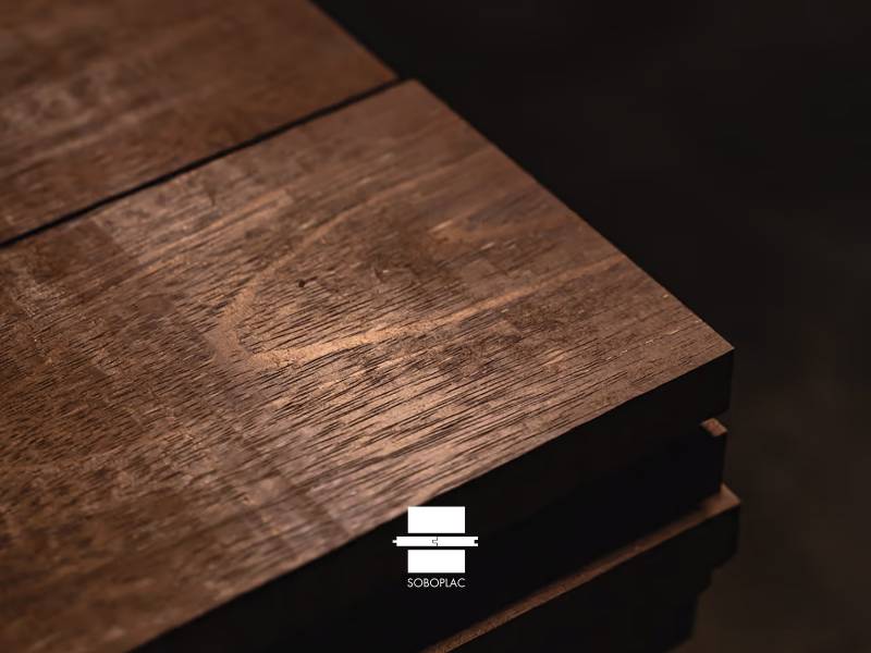 Optez pour la qualité MELYWOOD avec nos LAMES DE TERRASSE MERBAU sans tanins, disponibles chez nos revendeurs partenaires dans toute la France. 