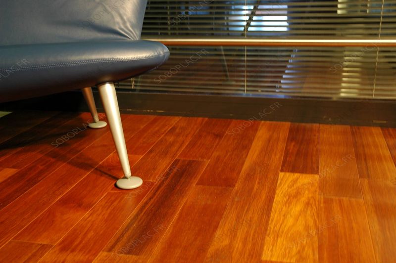 PARQUET MERBAU MASSIF VERNI 14X80